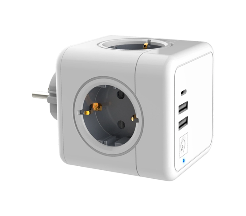 Multiprise cube enfichable E02C avec 4 prises de style européen, 2 ports USB-A et 1 port USB-C